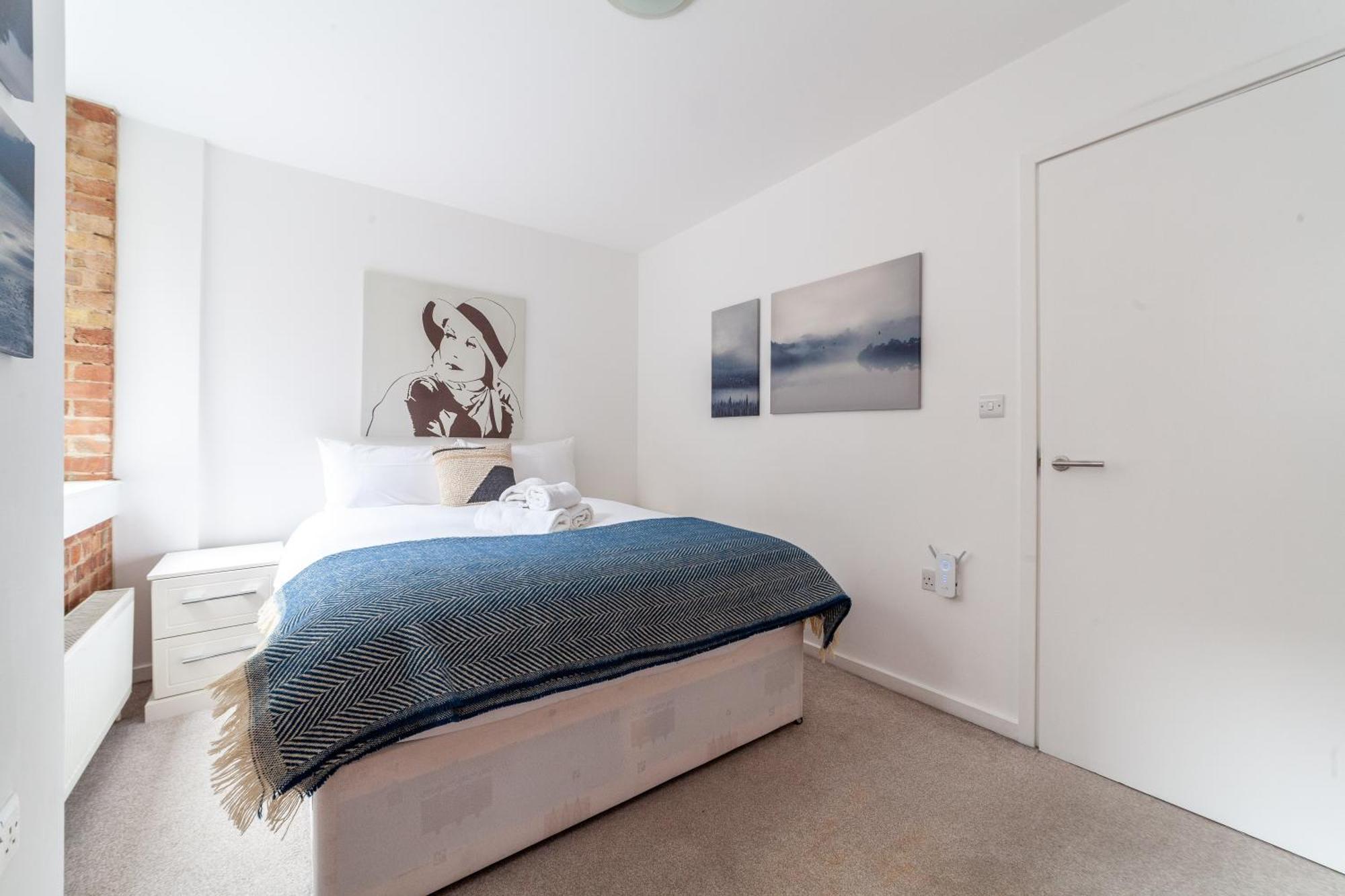 Elegance & Chic Design - 2-Bedroom Haven London Exterior photo